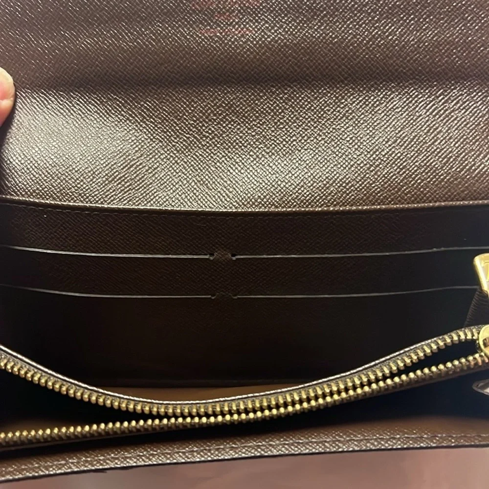 Louis Vuitton Damier Ebene Sarah wallet